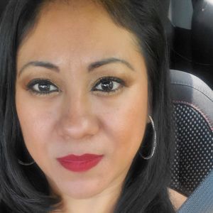 Meet your Posher, Angelica